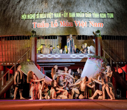 Sắc màu văn hóa Tây Nguyên thấm đẫm trong vở múa đương đại “SESAN”